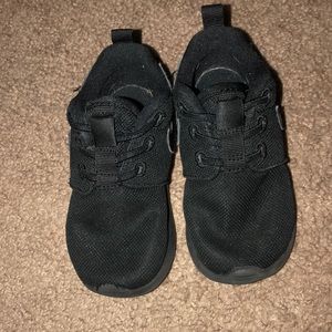**SOLD** Nike Sneakers